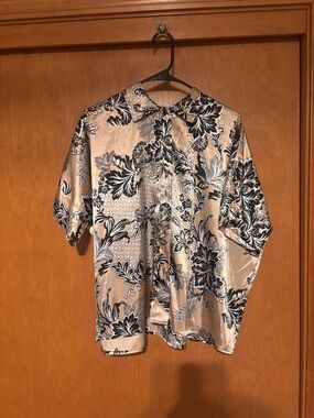 Linea Donatella Gold Satin Pajama Set Floral Button Front Pants Lingerie M